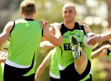 Kennelly trains with Tommy Walsh ahead of the test.