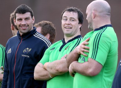 enis Leamy, Marcus Horan and John Hayes at Munster trianing yesterday.