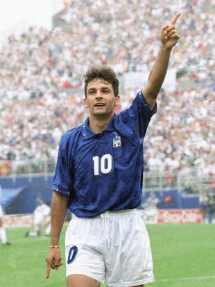 Roberto Baggio celebrates after his winning goal over Spain in the World Cup quarterfinal soccer match Italy against Spain at Foxboro Stadium in 1994.