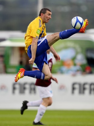 Jason Byrne of Bray Wanderers controls a high ball.