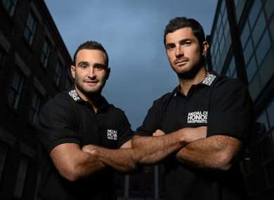 Rob Kearney prefers playing soccer and golf computer games.