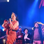 Imelda May (and her baby daughter Violet) performing at the NYE Dublin Festival. (Photo: Wanderley Massafelli/Photocall Ireland)