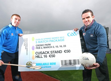 Johnny McCaffrey (left) and Ger Brennan (right) at yesterday's launch of the 2013 Dublin Spring Series.