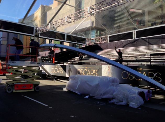 on-wednesday-workers-were-still-setting-up-the-carpet-for-sundays-show