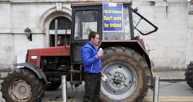Tractors, dogs and sandwiches: 5,000 farmers protest in Dublin